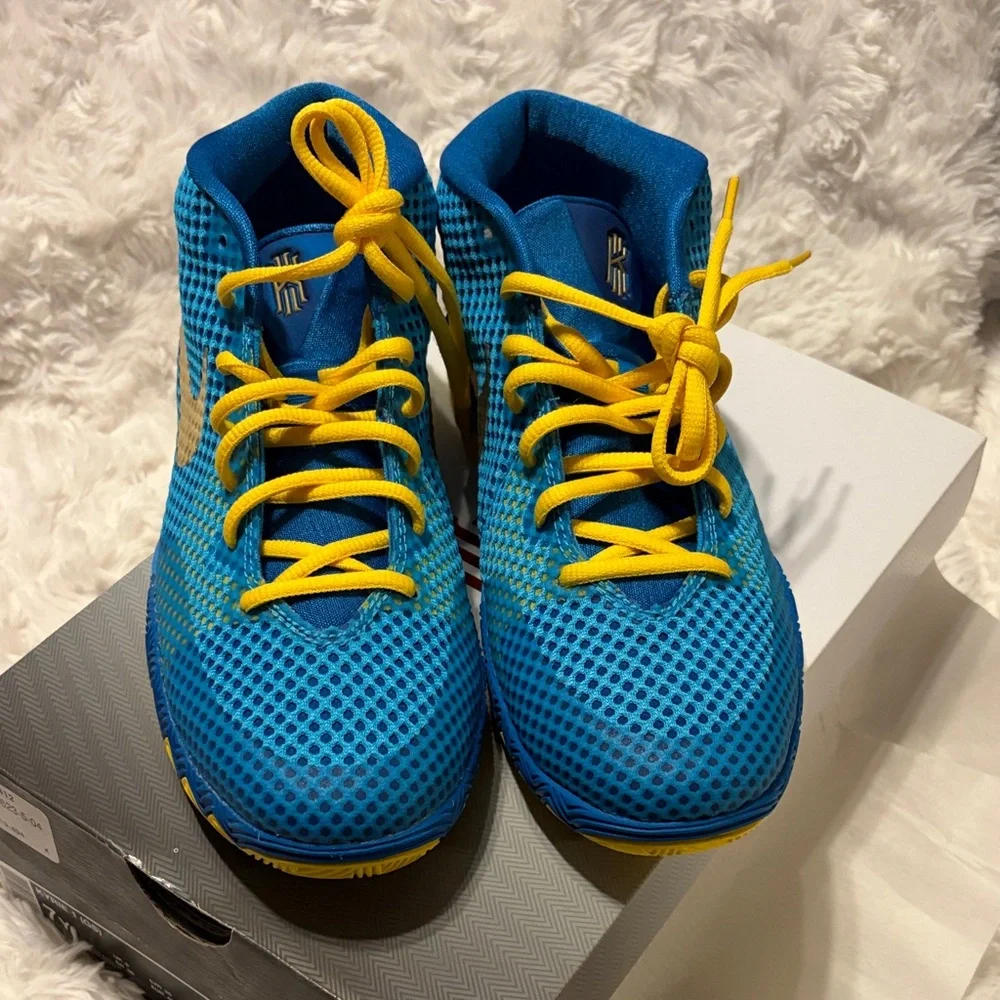 Nike Kids Vibrant Blue and Gold Sneakers
